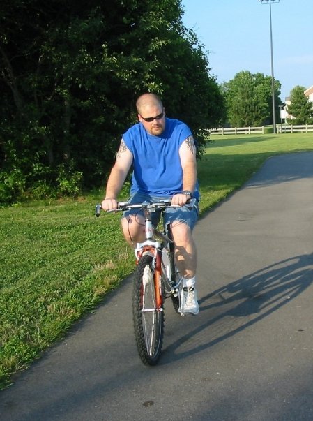 Date this cute United States man Ray from Lowell US1263