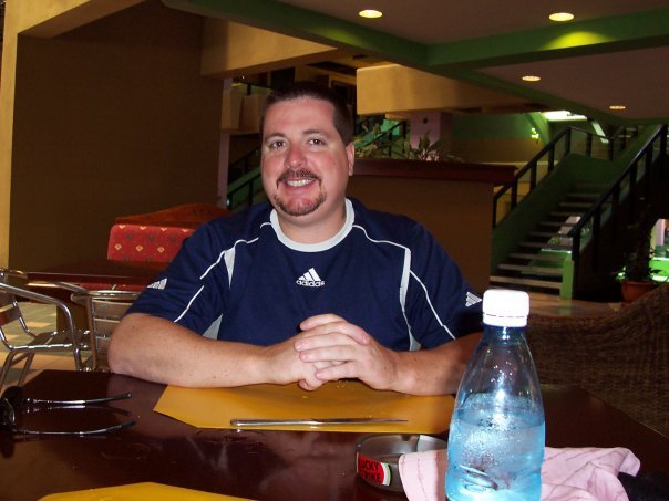 Date this pretty Canada man Back12draf from Toronto BR598
