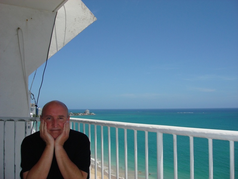 Date this hot United States man Travelingm from San ANtonio US1303