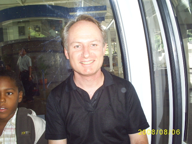 Date this tall Netherlands man Gustavo from Maastricht NL27