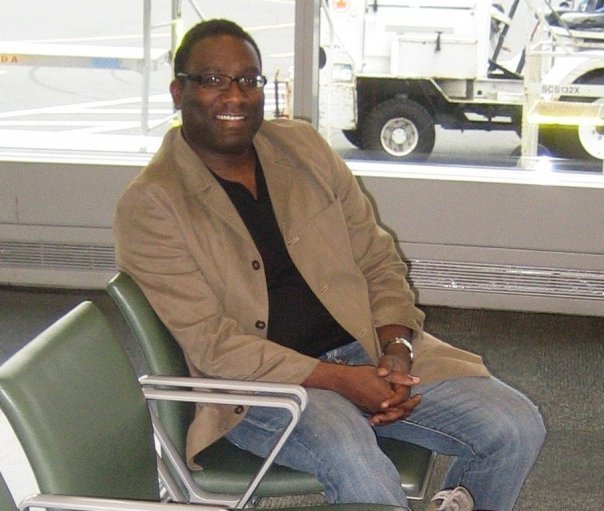 Date this voluptuous Canada man Canuck3000 from edmonton CA49