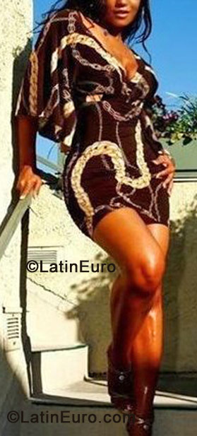 Date this attractive Colombia girl Wbielly from Villavicencio CO534