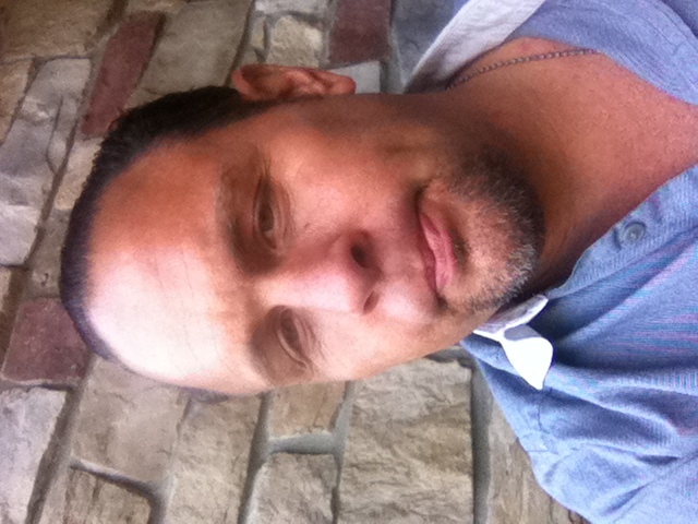 Date this georgeous United States man Michael from Lancaster US1644