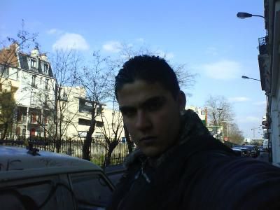 Date this delightful France, Metropolitan man Wawa from Paris FX2