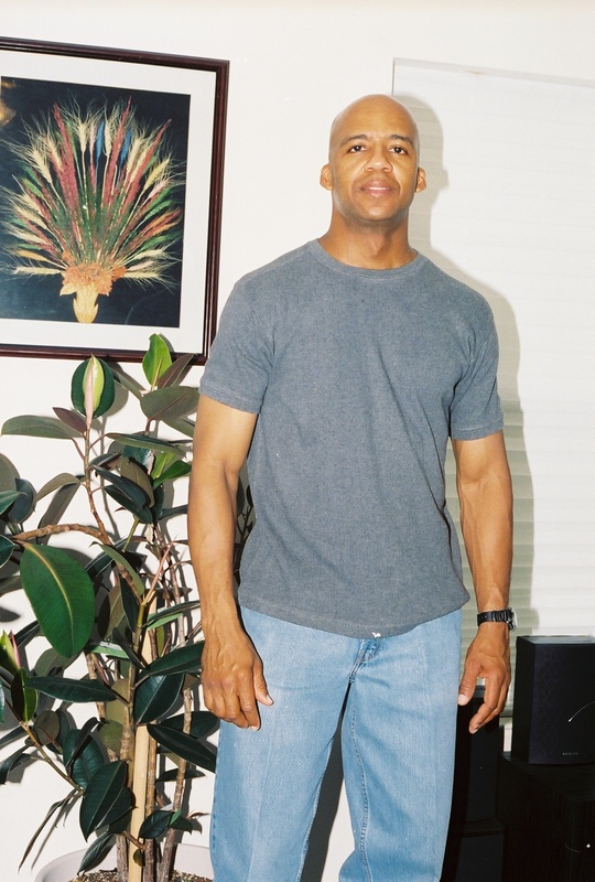 Date this georgeous United States man Kelvin from Hampton US1819