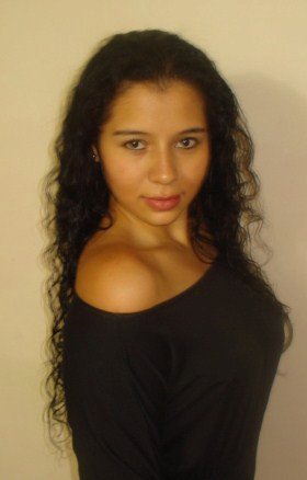 Date this voluptuous Colombia girl Leidy Jhoanna from Cali CO601