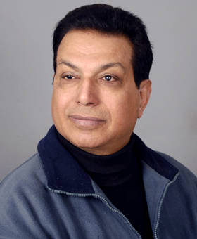 Date this sultry India man Dr. from Delhi IN32