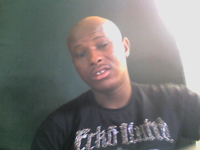 Date this athletic Nigeria man PAMPE from Benin NG62