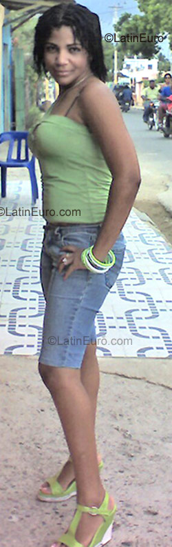 Date this stunning Dominican Republic girl Maria from San Pedro De Macoris DO688