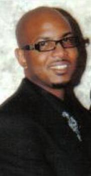 Date this happy United States man Brian from Arlington US2060