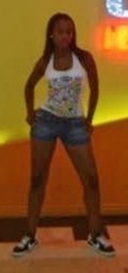 Date this nice looking Colombia girl Diany from Cartagena CO711