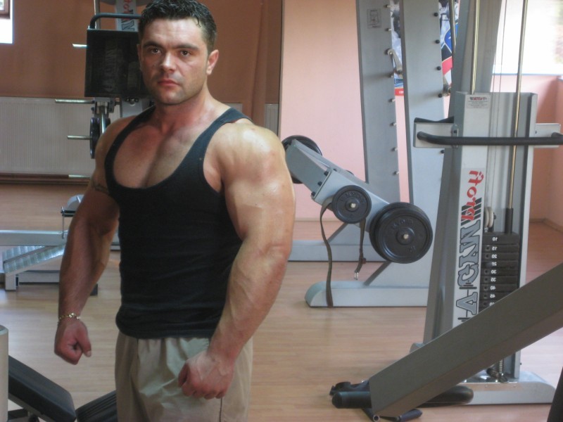 Date this sultry Bosnia and Herzegowina man Petar from Kiseljak BA5
