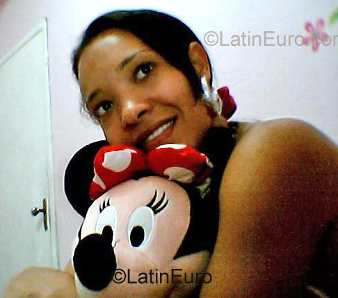 Date this hard body Brazil girl Luiza from Governador Valadares BR1016