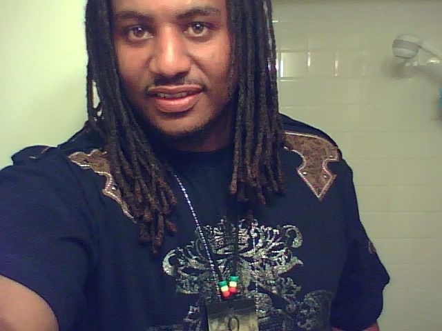 Date this tall United States man Smileydreds from Dallas BR1026