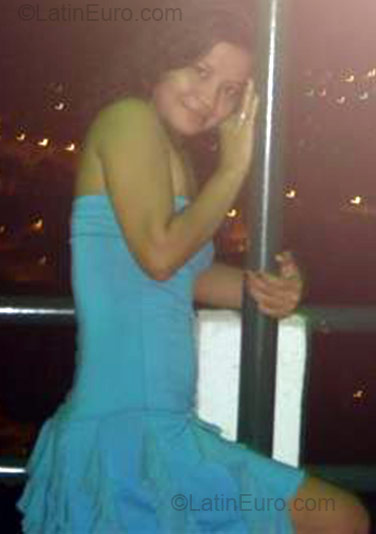 Date this cute Colombia girl Linssay from Girardot CO830