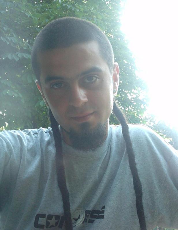 Date this georgeous Yugoslavia man Mare_sr from Belgrade YU5