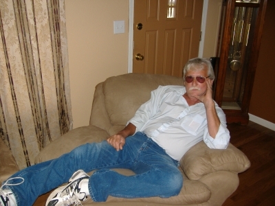 Date this hard body United States man Lee from Dixon US2582