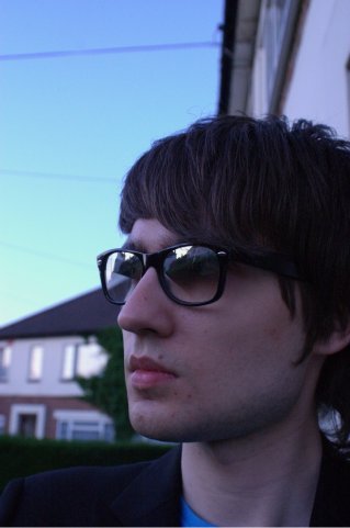 Date this funny United Kingdom man Britdrums from London GB158