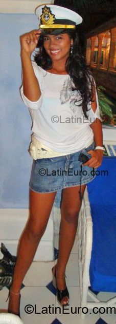 Date this funny Colombia girl Tachy Estefany from Cartagena CO926