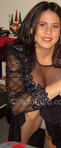Date this hot Colombia girl Sandra from Bogota CO975