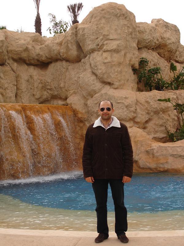 Date this sensual United Kingdom man Nauman11 from London GB174