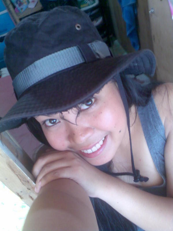 Date this voluptuous Philippines girl Maricar from Iloilo PH145