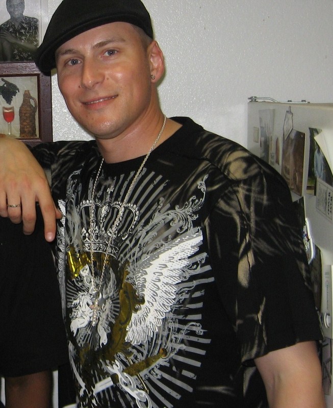 Date this pretty Sweden man Youngballer27 from Malmo SE54