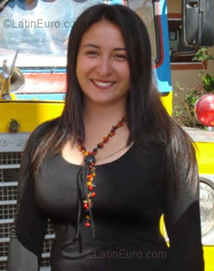 Date this sensual Colombia girl Luz Angela from Bogota CO1108