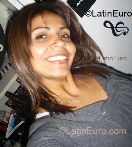 Date this georgeous Colombia girl Claudia Marcela from Bogota CO1111