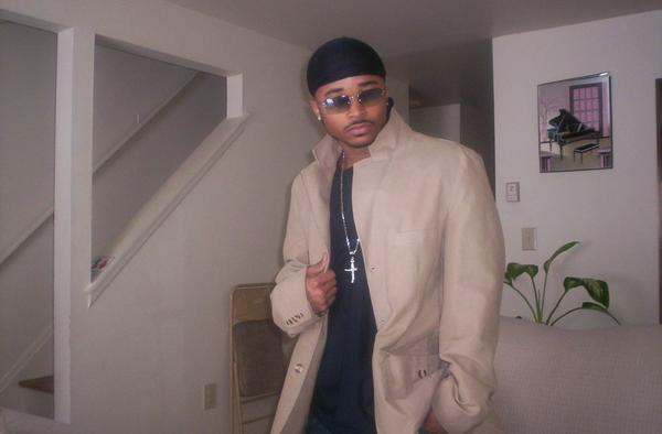 Date this gorgeous United States man Ronald from Boston US3141