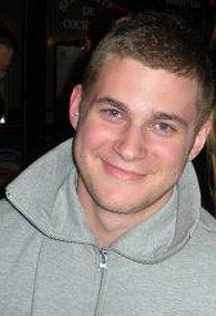 Date this gorgeous England man Tommyb from Bradford EN9