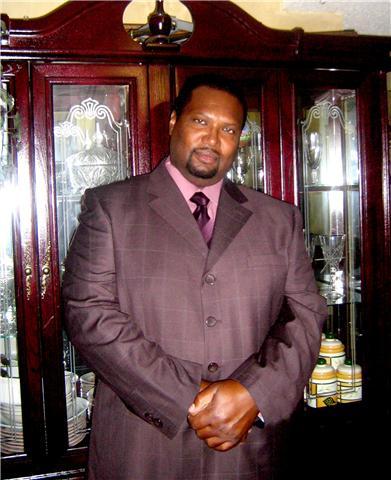 Date this sultry Canada man BIGZ2006 from Scarborough CA127