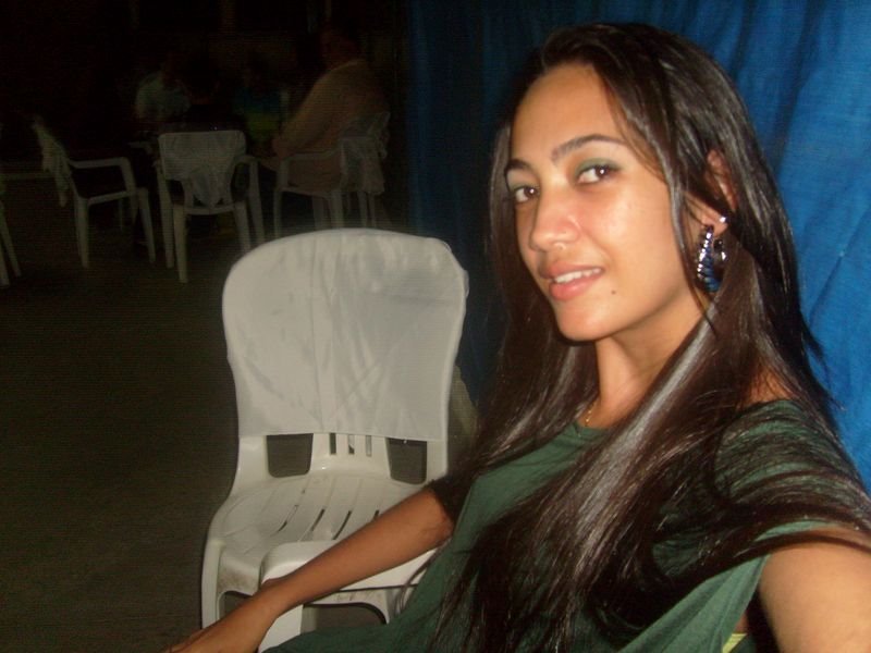 Date this stunning Brazil girl REAPVIEIRA from Uberlandia BR1471