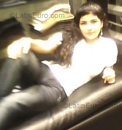 Date this sensual Colombia girl Angelica from Cartagena CO1198