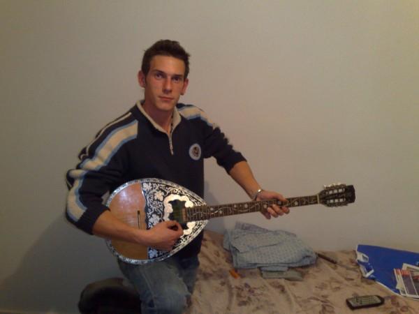 Date this happy Greece man Perry_kparacing from Oraiokastro GR10
