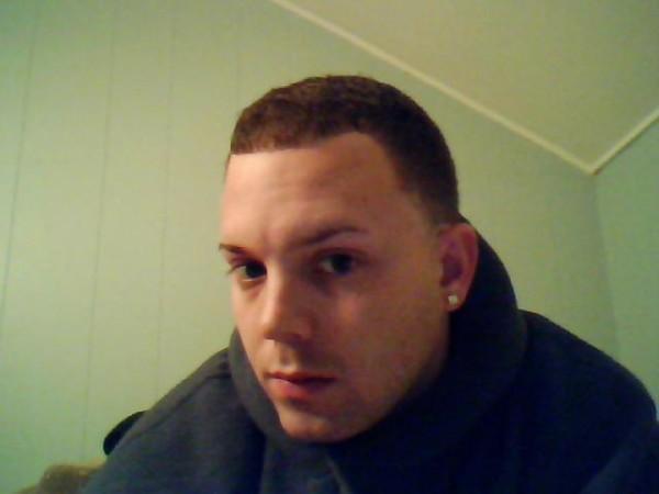 Date this hard body United States man Miamimike32 from Hartford US3430