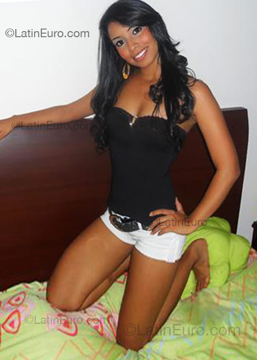 Date this hard body Colombia girl Marilyn from Cali CO1253