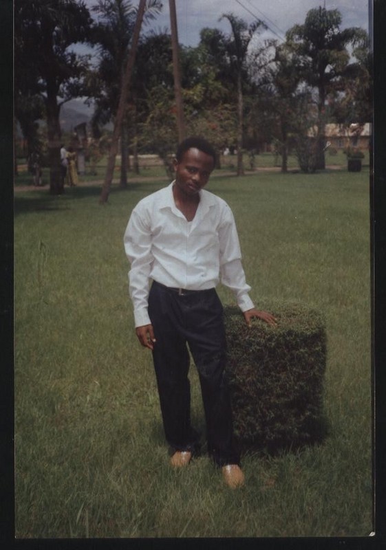 Date this hard body Cameroon man Gidy from Yaounde CM24