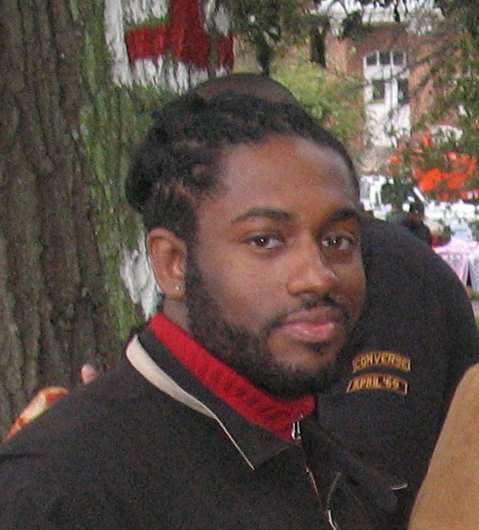 Date this tall United States man Vincent from chicago US3483