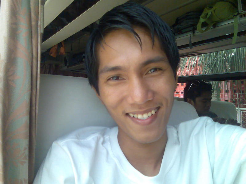 Date this good-looking Philippines man Gerald from Baybay PH221