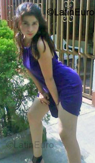 Date this foxy Colombia girl Katherin Sofia from Cali CO1292