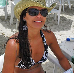 Date this charming Brazil girl Renatinha from Rio De Janeiro BR1566