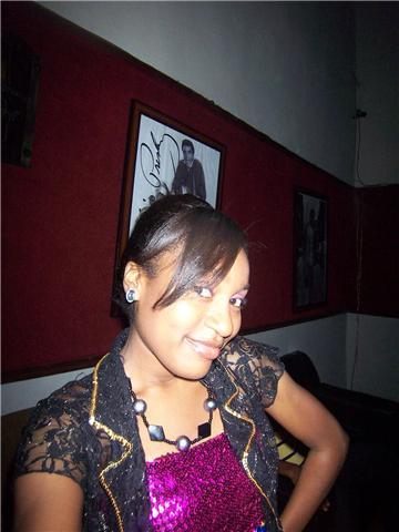 Date this hard body Dominican Republic girl Maridalia from Santo Domingo DO1452