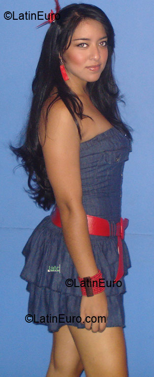 Date this georgeous Colombia girl Diana from Medellin CO1382