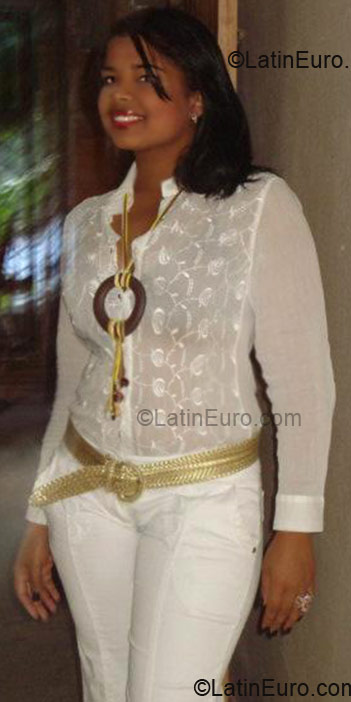 Date this attractive Dominican Republic girl Anabel from Santiago DO1549