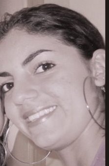 Date this attractive Brazil girl Gabriella from Icapui BR1658