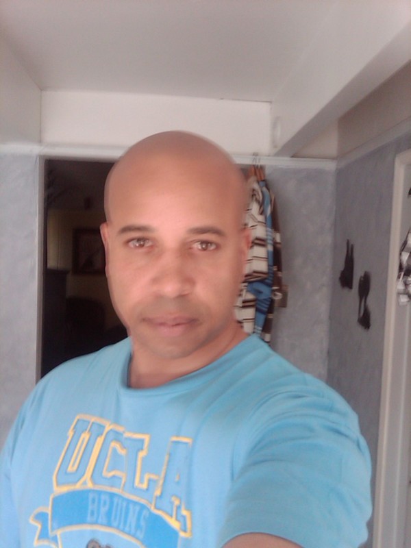 Date this athletic United States man Rodney from San Mateo US3758