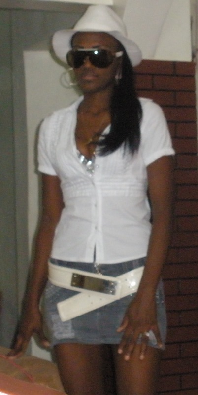 Date this delightful Dominican Republic girl Bechy from Santo Domingo DO1740