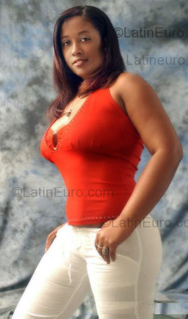 Date this fun Dominican Republic girl Kathi Cristina from Santo Domingo DO1834