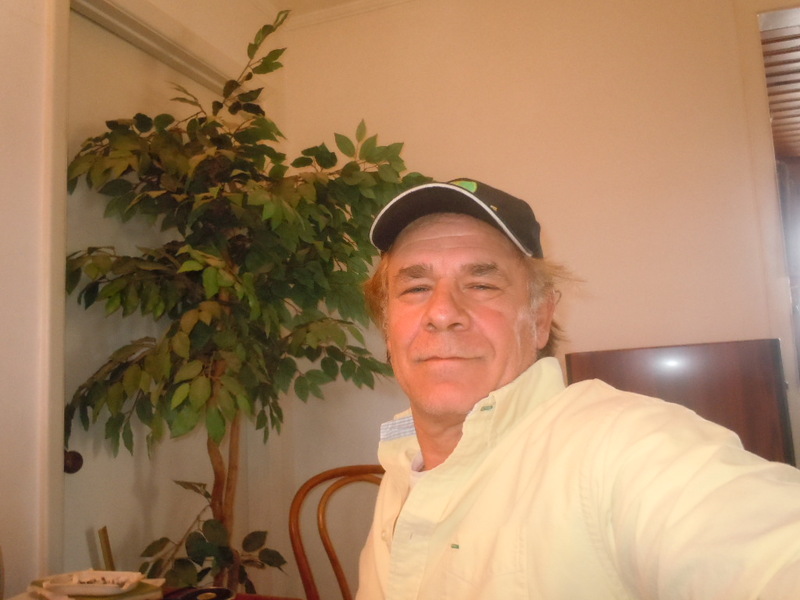 Date this passionate United States man Walter from Douglas, BR1792